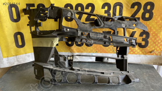 Bmw g30 sol ön tampon braketi
