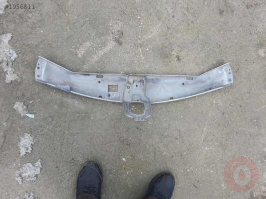 RENAULT MEGANE 1 ÇIKMA ORJİNAL  ÖN PANEL ÜST