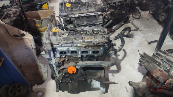 Clio 1.4-8v benzinli tam cıkma motor