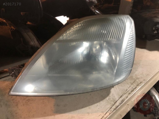 FORD FİESTA 2004 ÜZERİ SOL FAR