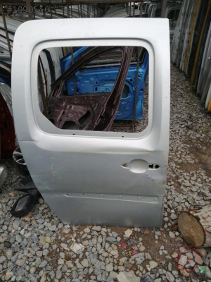 RENAULT KANGOO 3-4 SAĞ ARKA SÜRGÜLÜ KAPI