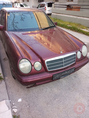 Mercedes 210 kasa sağ arka kapı çıkma parça