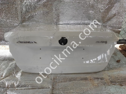 fiat egea bagaj kapağı çıkma orjinal
