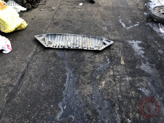 MERCEDES W204 S204 2007/2014 MOTOR ALT MUHAFAZA