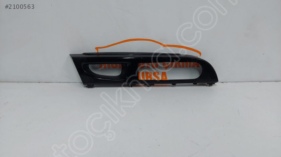 CLİO 4 SAĞ ÖN CAM DÜĞMESİ ÇERÇEVELİ 809603634R - 1195030X