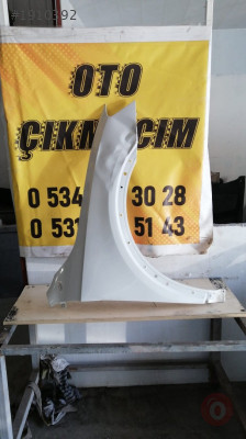 ÇIKMA Audi Q3 sağ ön çamurluk