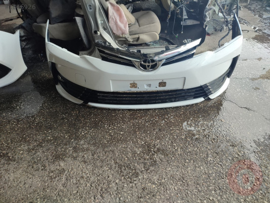 Toyota Corolla çıkma dolu tampon