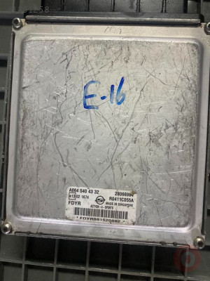 Motoru Ssangyong Actyon 2007 A6645404332 R0411C055A ECU