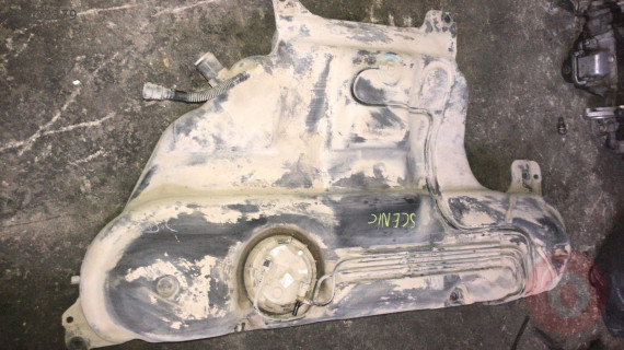 RENAULT SCENİC 2 BENZİN DEPOSU
