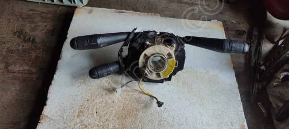 IVECO DAİLY SİNYAL SİLECEK KOLU