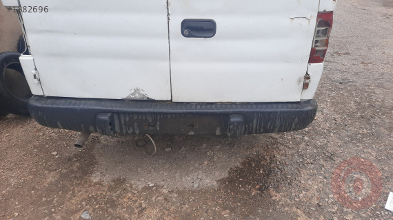 Opel combo b arka tampon çıkma orjinal
