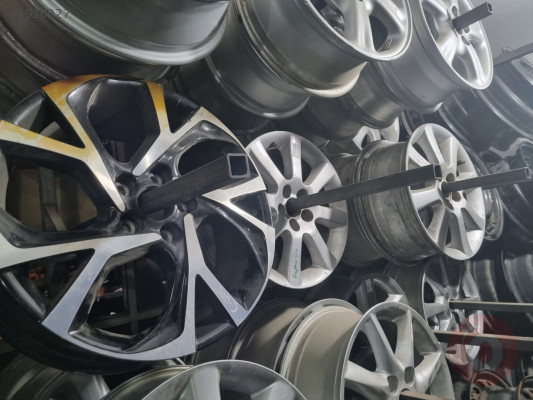 2001-2005 TOYOTA YARİS ÇIKMA TEMİZ ORJİNAL JANT