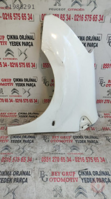 BERLİNGO PARTNER SOL ÖN ÇAMURLUK ORHİNAL ÇIKMA YEDEK PARÇA