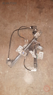 seat ibiza çıkma sol ön cam krikosu