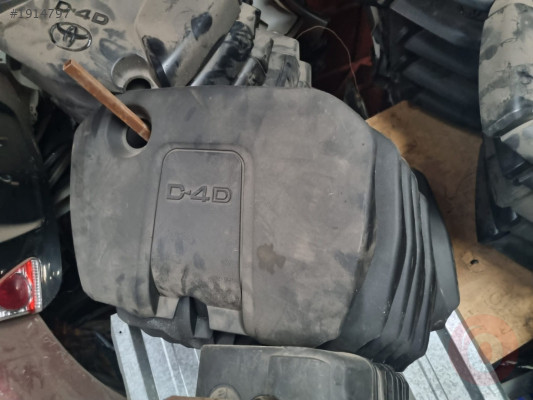 2019-2021 TOYOTA COROLLA E170 ÇIKMA TEMİZ  MOTOR  ÜST KAPAĞI