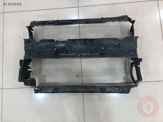 BMW 4 SERİSİ G22-G23 ÖN PANEL HAVA KANALI 51747956347