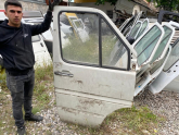 Oto Çıkma Parça / Volkswagen / Volt / Kaporta & Karoser / Sağ Ön Kapı / Çıkma Parça 