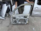 Oto Çıkma Parça / Renault / Clio / Kaporta & Karoser / Sağ Ön Kapı / Çıkma Parça 