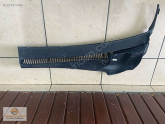 Oto Çıkma Parça / Volkswagen / Polo / Oto Cam / Ön Cam Izgarası / Çıkma Parça 