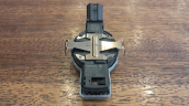 Oto Çıkma Parça / Renault / Duster / Oto Cam / Yağmur Sensörü / Çıkma Parça 