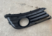 Oto Çıkma Parça / Volkswagen / Jetta / Tampon / Sis Farı Çerçevesi / Sıfır Parça 