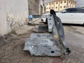 Oto Çıkma Parça / Renault / Megane / Kaporta & Karoser / Arka Çamurluk / Çıkma Parça 