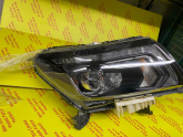 Oto Çıkma Parça / Nissan / Navara / Far & Stop / Sağ Ön Far / Çıkma Parça 