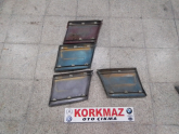 Oto Çıkma Parça / Mercedes / 190 / Kaporta & Karoser / Sol Ön Çamurluk / Çıkma Parça 