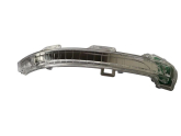 3G0949102 VW PASSAT 15-22 SAĞ AYNA SİNYALİ
