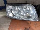 Oto Çıkma Parça / Volkswagen / Transporter / Far & Stop / Sağ Ön Far / Çıkma Parça 
