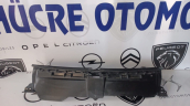 Peugeot 2008 ön tampon üst iskeleti 9854620480 9838455280