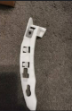 Peugeot 208 tampon braketi sol DKN  9673271480