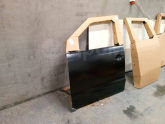 Oto Çıkma Parça / Volkswagen / Amarok / Kaporta & Karoser / Sol Ön Kapı / Sıfır Parça 