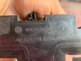 Oto Çıkma Parça / Volkswagen / Polo / Radyatör / Radyatör Ayağı / Çıkma Parça 