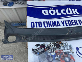 Oto Çıkma Parça / Dacia / Sandero / Oto Cam / Ön Cam Izgarası / Çıkma Parça 