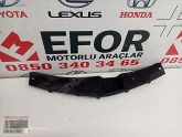 Oto Çıkma Parça / Toyota / Corolla / Tampon / Izgara Çıtası / Çıkma Parça 