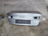 AUDİ A6 C6 BAGAJ KAPAĞI GÜÇMANLAR