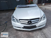 Oto Çıkma Parça / Mercedes / E Serisi / Kaporta & Karoser / Sağ Arka Kapı / Çıkma Parça 