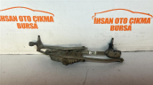 Laguna 3 ön cam  silgi kolları motor