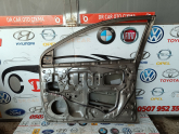 Oto Çıkma Parça / Toyota / Corolla / Kaporta & Karoser / Sağ Ön Kapı / Çıkma Parça 