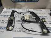 Oto Çıkma Parça / Mercedes / C Serisi / Oto Cam / Cam Krikosu / Çıkma Parça 