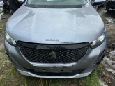 Peugeot 2008 ön kaput