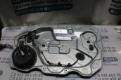 Oto Çıkma Parça / Ford / Focus / Oto Cam / Cam Krikosu / Çıkma Parça 