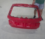 SKODA KAMIQ KIRMIZI BAGAJ KAPAĞI ORJINAL GÖÇÜKLÜK