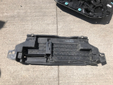 Oto Çıkma Parça / Land Rover / Discovery / Filtre / Hava Filtresi Kutusu / Çıkma Parça 