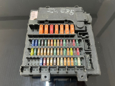 Oto Çıkma Parça / Bmw / Z Serisi / Elektrik / Sigorta Kutusu / Çıkma Parça 
