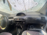 Oto Çıkma Parça / Hyundai / Matrix / Kaporta & Karoser / Sağ Ön Kapı / Çıkma Parça 