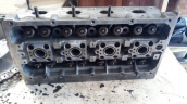 Oto Çıkma Parça / Volkswagen / Passat / Motor / Silindir Kapağı / Çıkma Parça 