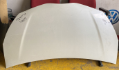 Toyota yaris motor kaputu