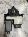 Oto Çıkma Parça / Volkswagen / Transporter / Oto Cam / Cam Motoru / Çıkma Parça 